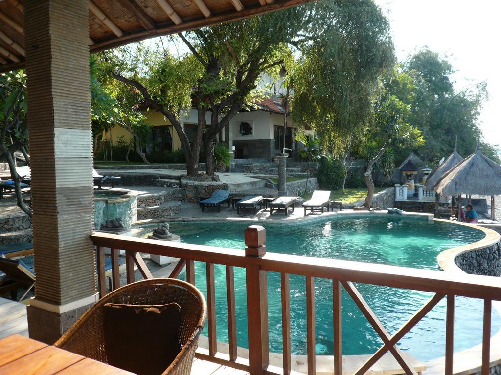 Wawa Wewe II Villas Amed Esterno foto