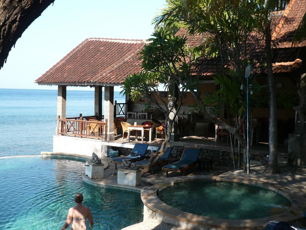 Wawa Wewe II Villas Amed Esterno foto