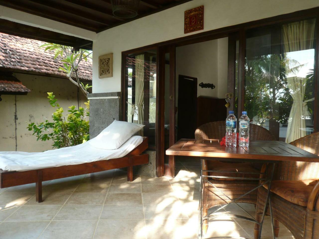 Wawa Wewe II Villas Amed Esterno foto