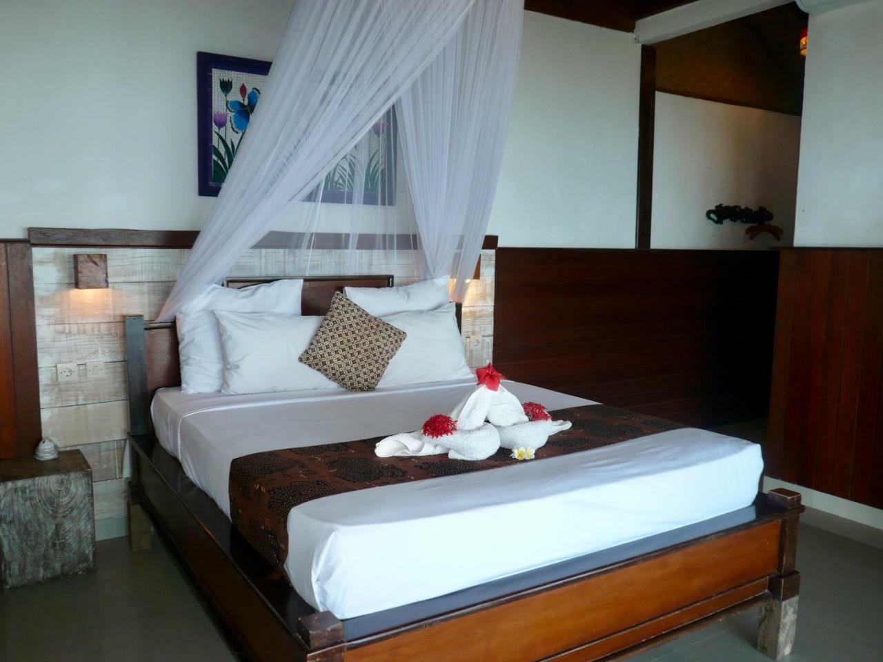 Wawa Wewe II Villas Amed Esterno foto
